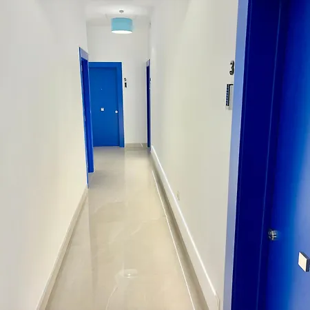 Hotel apartamentowy Gulliver *