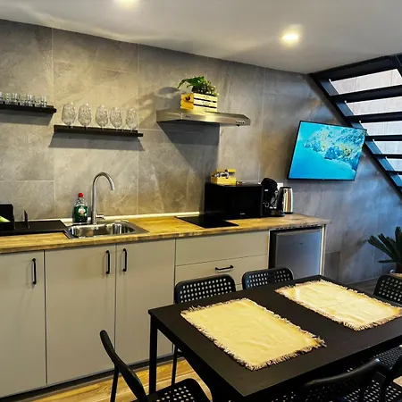 Lejlighedshotel Cervero 24a