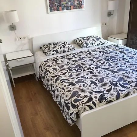 New Luxury In Center *