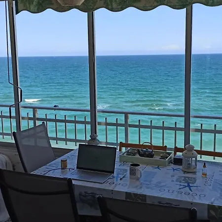 Blue Double Private At Front - En La Playa Piso Compartido Privatunterkunft *