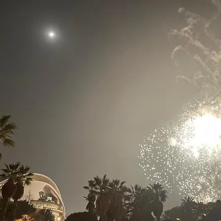 Precioso Playa Pinedo * فالنسيا