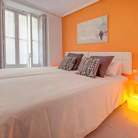 Beds & Breaks Danna Apartament Walencja