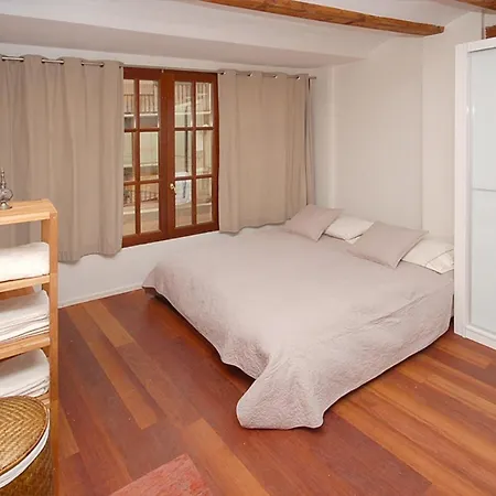 Beds & Breaks Ravel I Valencia