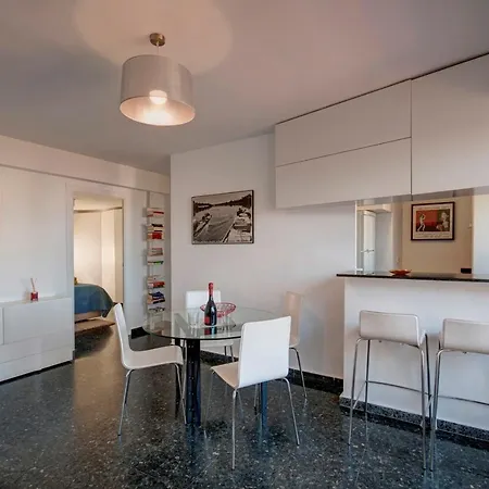 Beds & Breaks Gimenez Apartment *