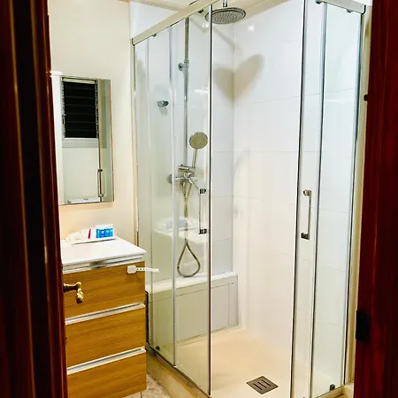 Travel Habitat Jardines De Viveros Valencia