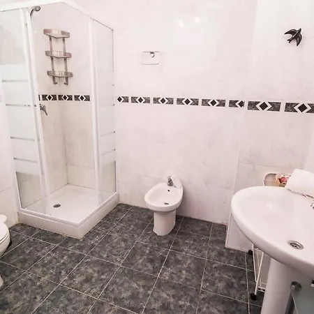Tranquilo Y Acogedor En El Centro De La Ciudad Appartamento *