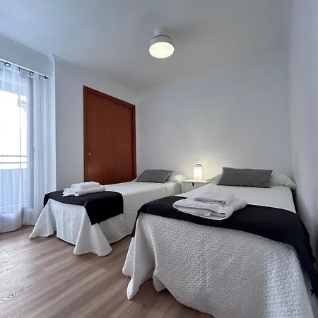 Lovely 3-bedroom 15 Minutes From *