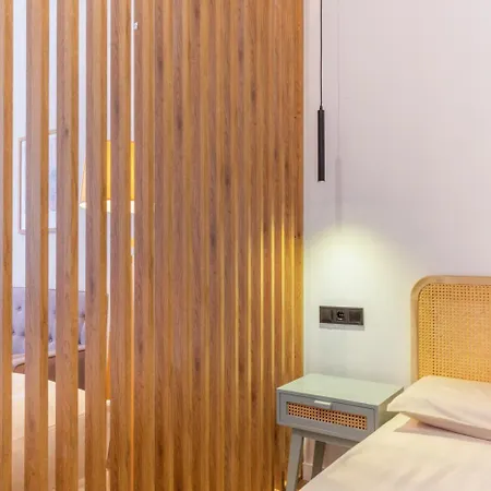 Mestalla Flats By Nomad Host شقة *
