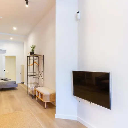 Mestalla Flats By Nomad Host فالنسيا