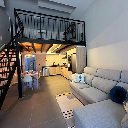 La Mediterranea - Housevanlive *