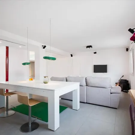 Apartment Arenas