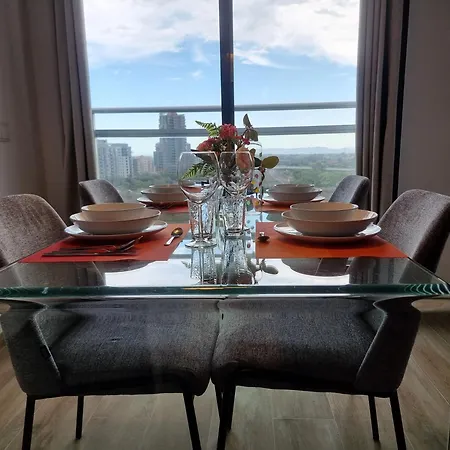 Apto En Ciudad De Ciencias Y Cerca Playa Apartamento *