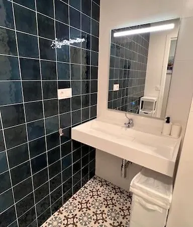 Artes Y Ciencias D With Fast Wifi And Terrace Valenza