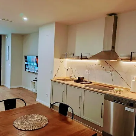 Apartment Artes Y Ciencias D With Fast Wifi And Terrace