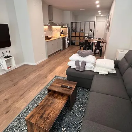 Artes Y Ciencias D With Fast Wifi And Terrace *