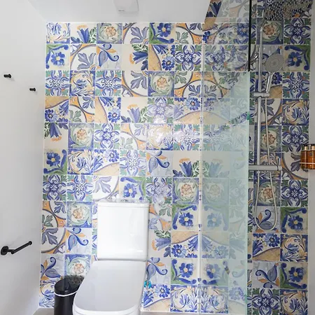 Florit Flats - Stylish Ceramic With Free Bicycles By The Joaquin Sorolla Station アパート バレンシア