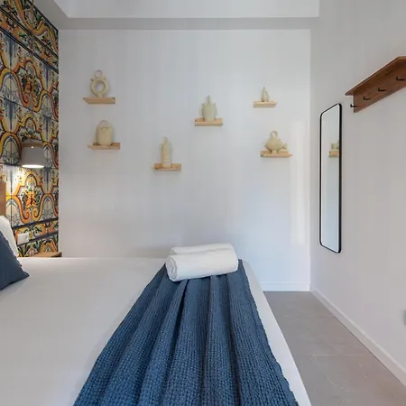 Florit Flats - Stylish Ceramic With Free Bicycles By The Joaquin Sorolla Station