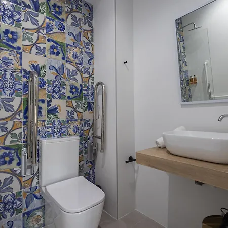 Florit Flats - Stylish Ceramic With Free Bicycles By The Joaquin Sorolla Station バレンシア