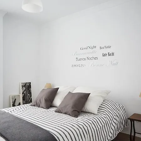 Ruzafa, 110m2, Brigth, Conditioned Air Apartment