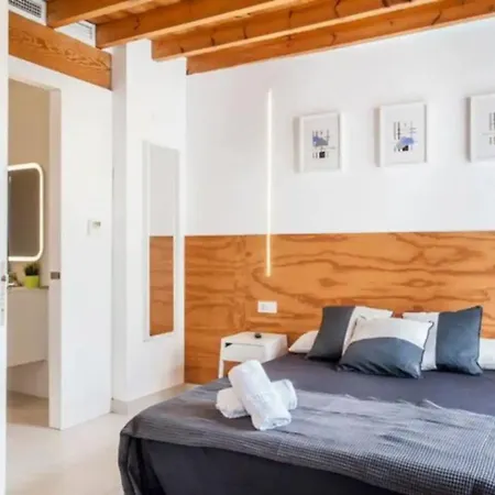 Soleado En Plaza Del Carmen