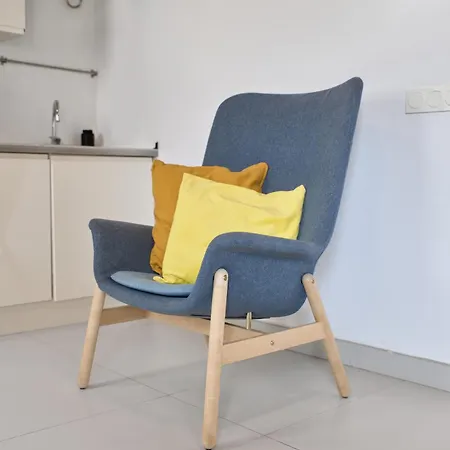 Soleado En Plaza Del Carmen