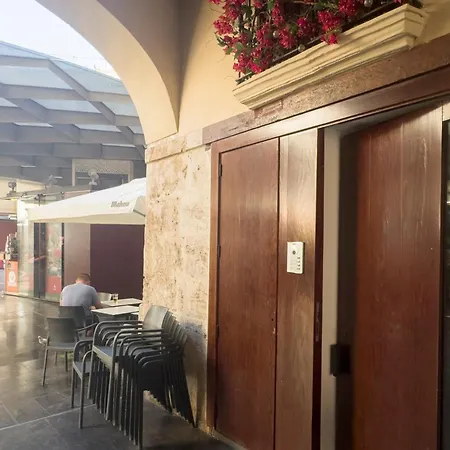 Singularstays Plaza Redonda Ii * Walencja