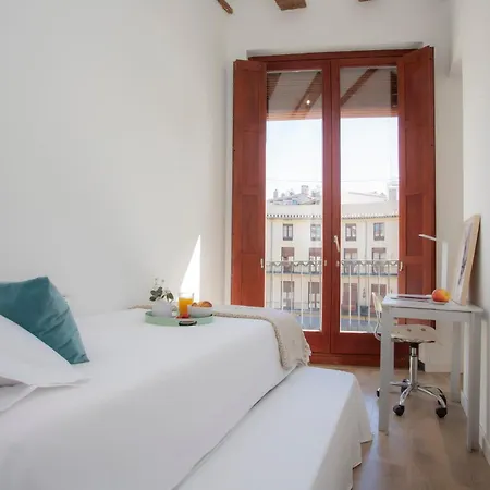 Apartament Singularstays Plaza Redonda Ii Walencja