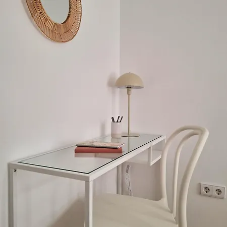 Apartamento Bonito De 2 Cerca De La Estacion Joaquin Sorolla *