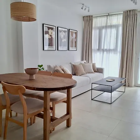 Bonito De 2 Cerca De La Estacion Joaquin Sorolla ולנסיה