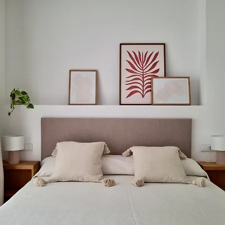 Apartamento Bonito De 2 Cerca De La Estacion Joaquin Sorolla