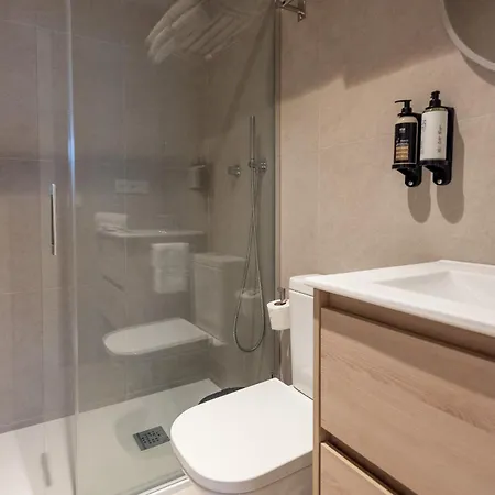 Dorm4you Arena Family 13 Aparthotel Valencia