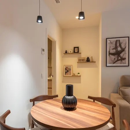 Aparthotel Dorm4you Arena Family 13 Valencie