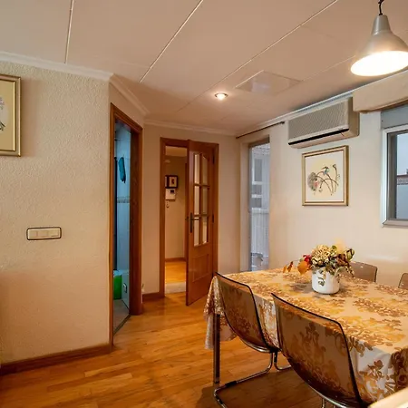 Apartment La Casa De Lili Acerca De Palacio De Musica