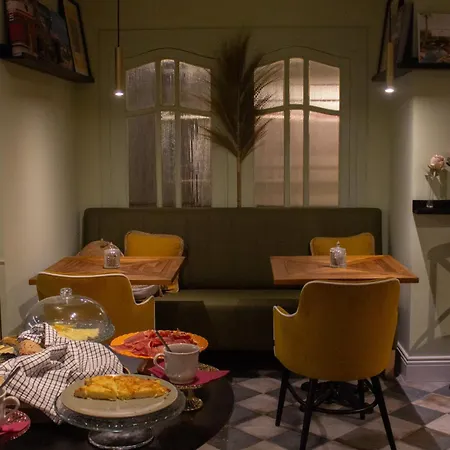 Nocleg ze śniadaniem Maison Primado 4*