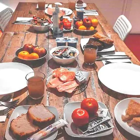 Bed and Breakfast Propia 2*