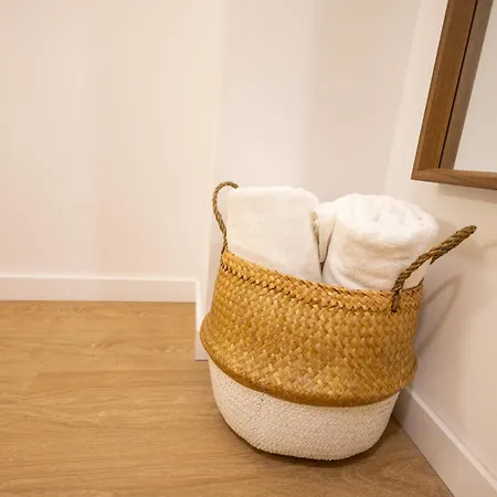 Florit Flats - The Maritim Metro Station * Valenza