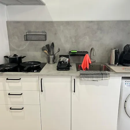 Quiet In A Park Close To The Sea & & Subway No-4 Apartman