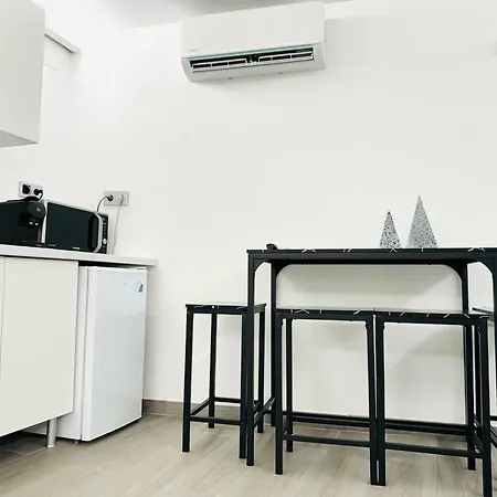 The One Apartment