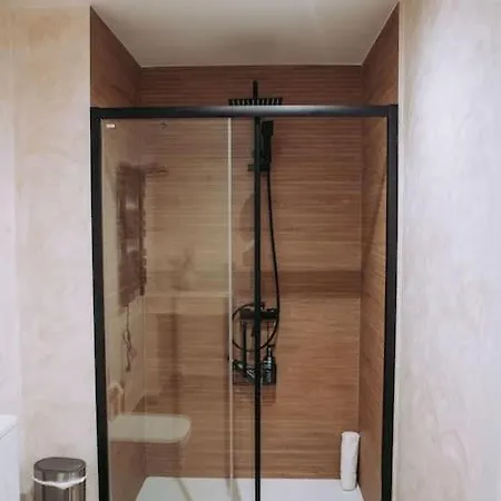 Junto A Ruzafa Valencia