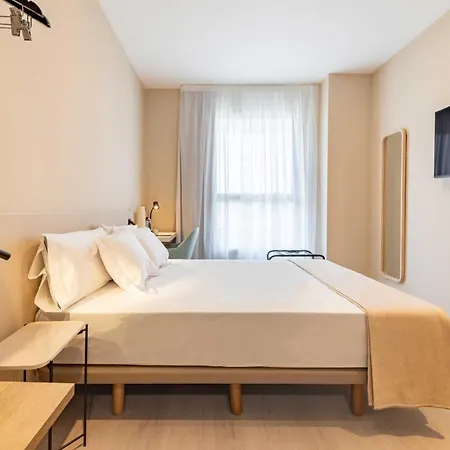Hotel Hq Arena Valencia