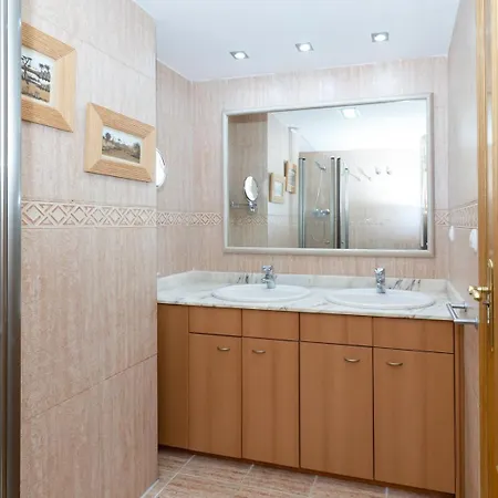شقة Guestready - Spacious In