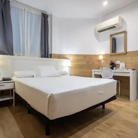 Hotell Venecia Plaza Centro 2*