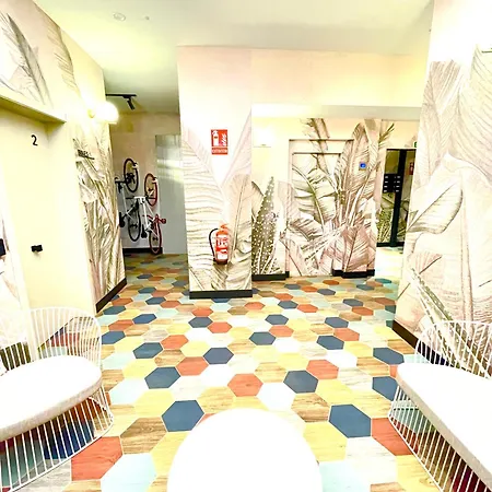 Beach,port,cabanal 2 Bed,2 Bath Apartment Valencia