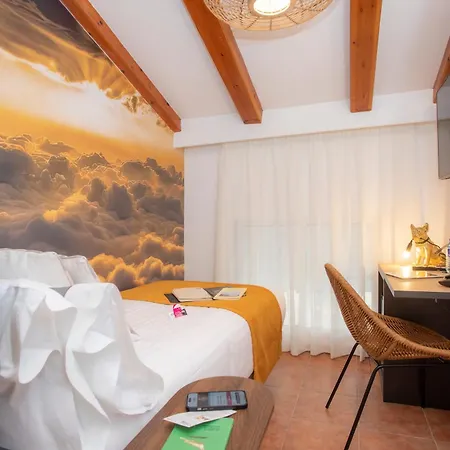 Casual Natura Hotel *