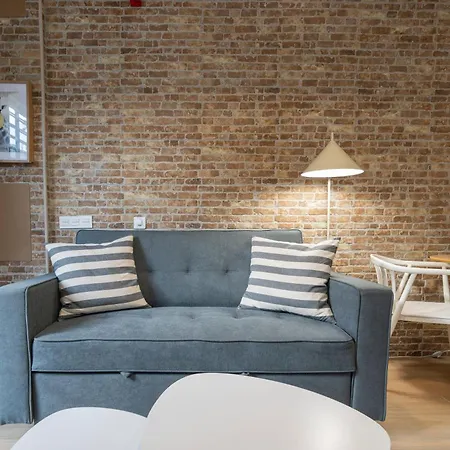 Vlc Host - Ausias March アパート *