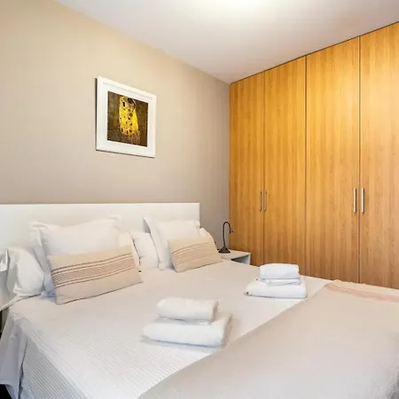 Moderno Con Vistas Al Mar En