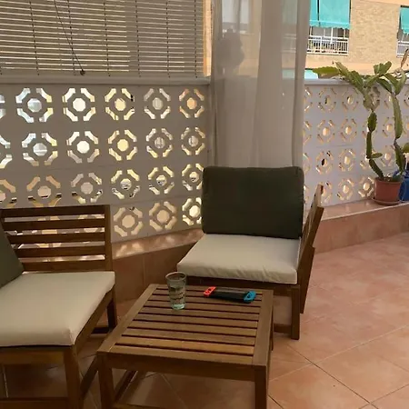 Location Center Has An Independent Courtyard Apartment