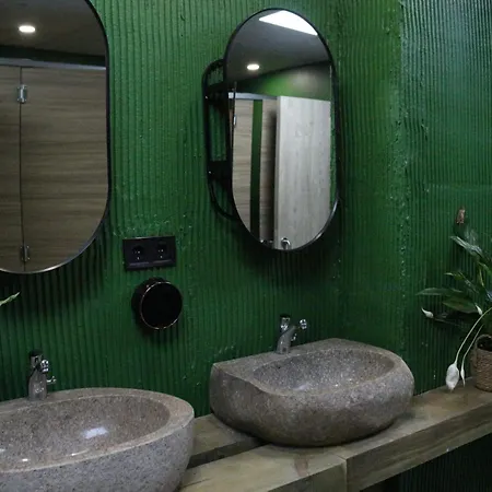 The Pod Village Hostel Valencia