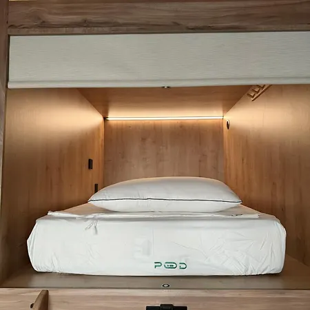 Hostel The Pod Village Valencia