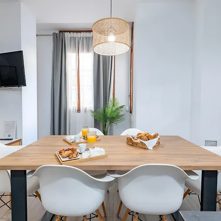 Travel Habitat Ayuntamiento شقة *